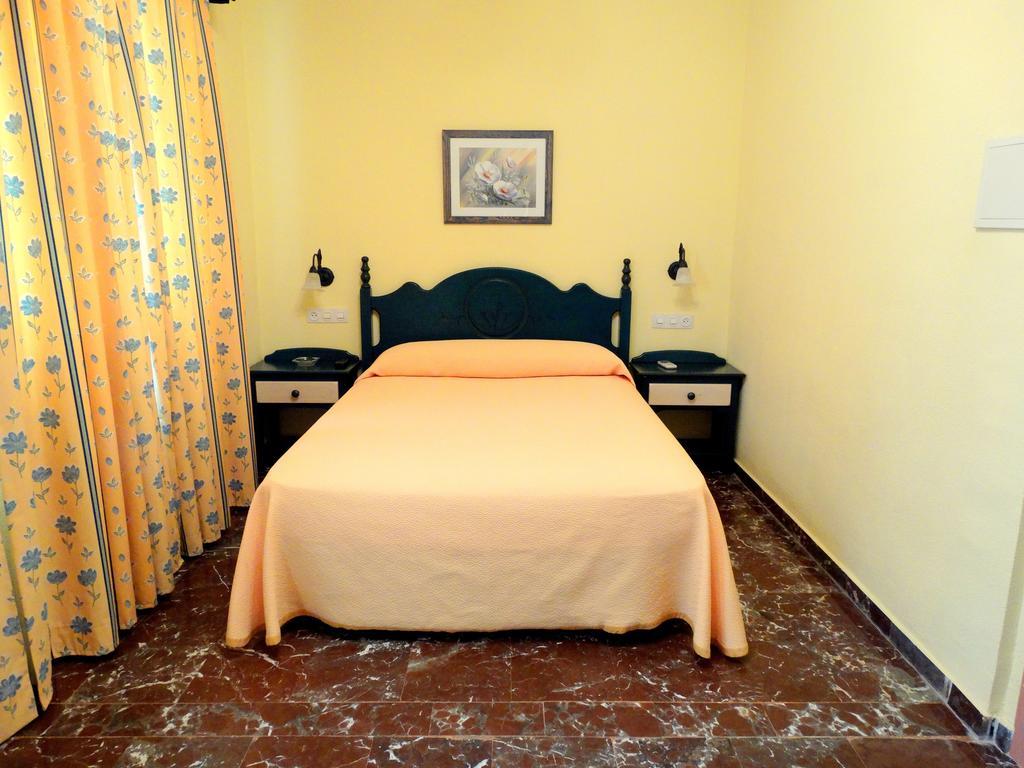 Pension Rural La Fonda Hotel Durcal Room photo